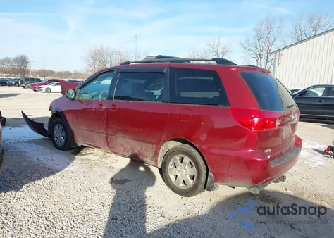 2010 Toyota Sienna Le из США, поврежденный, VIN 5TDKK4CC0AS328629